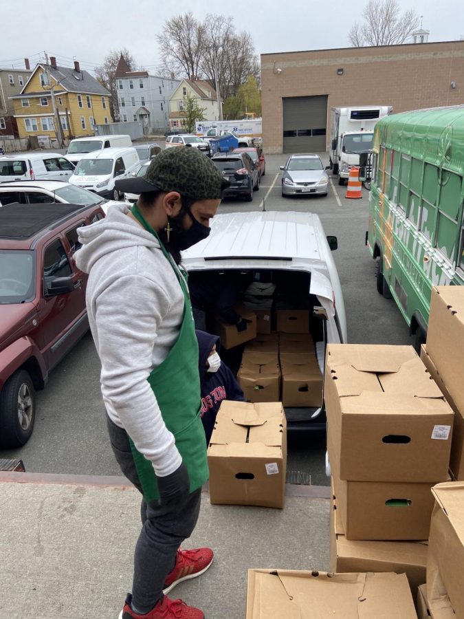 Workers delivering Fresh Box.